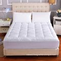 Super soft skin friendly deep sleep premium waterproof mattress topper
